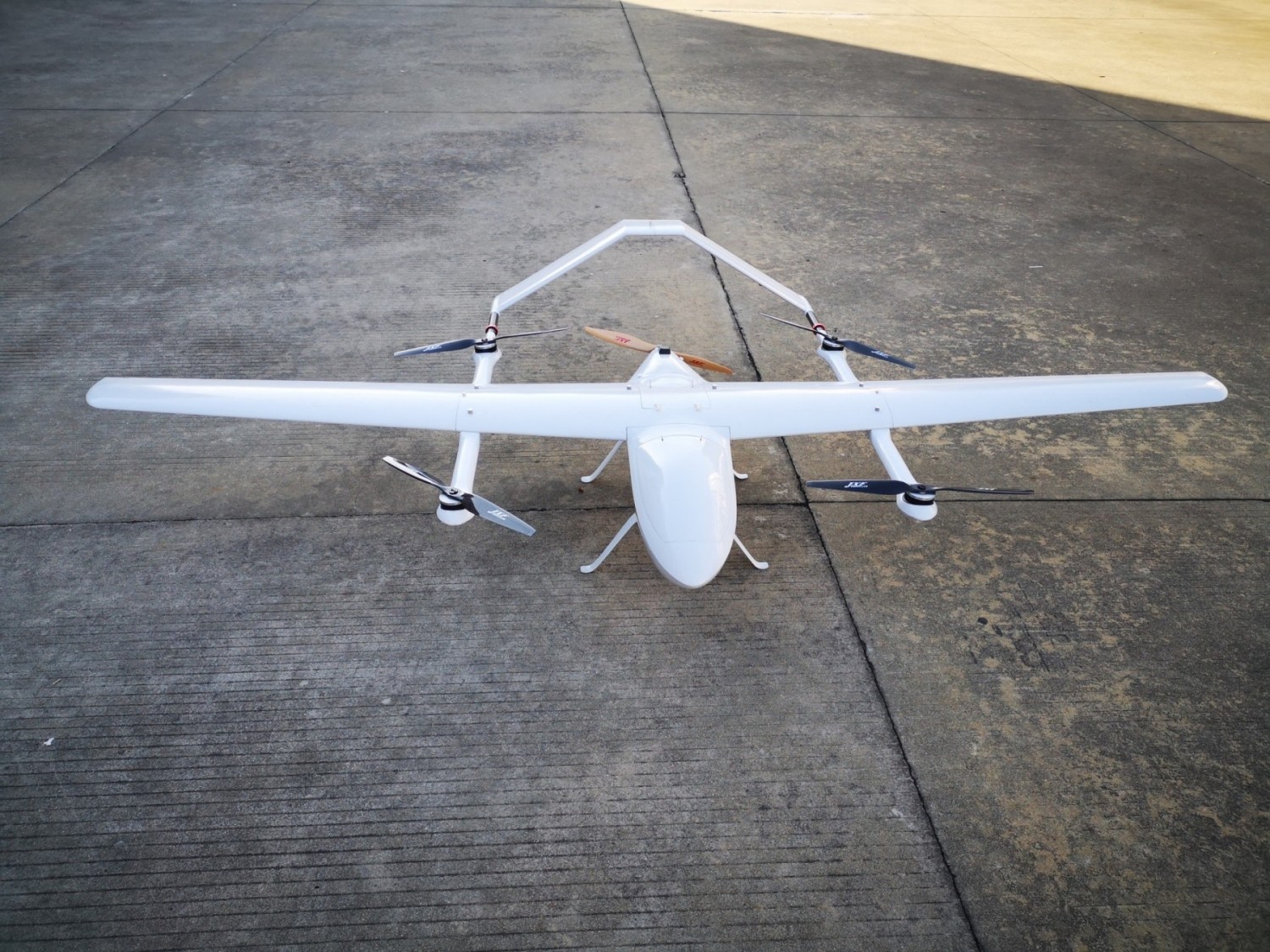 20公斤级电动垂直起降固定翼